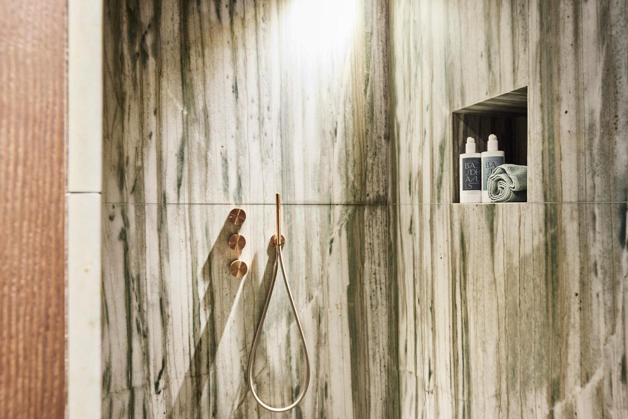 Boutique Hotel Badhaus (Adults Only) Брессаноне Экстерьер фото
