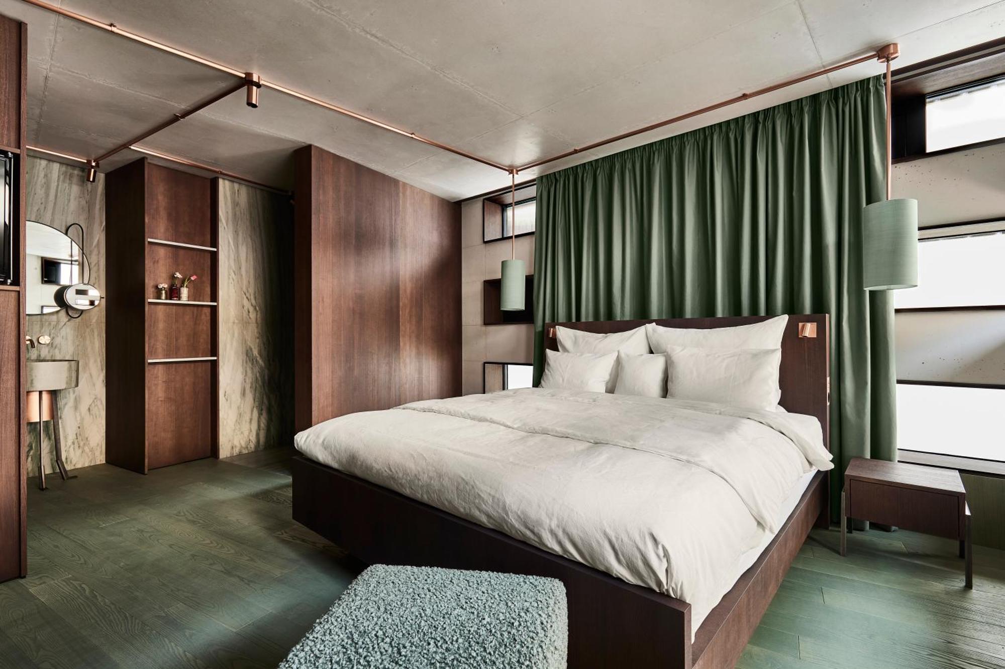 Boutique Hotel Badhaus (Adults Only) Брессаноне Экстерьер фото